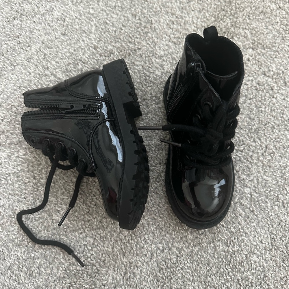 Old Navy Girls Black Boots